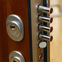 Apertura de puertas blindadas y acorazadas